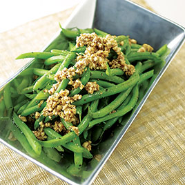 Green Beans with Sauteed Shallots and Vermouth