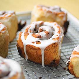 Quick Cinnamon Buns with Buttermilk Icing